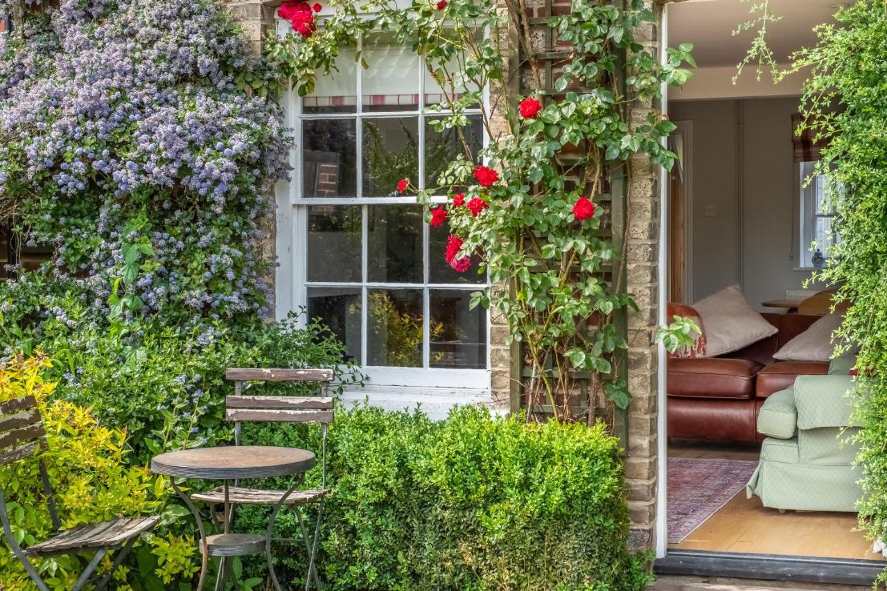 Adorable Cottage With A Log Burner In Heavenly Village - Constable Lodge Nayland Exterior photo